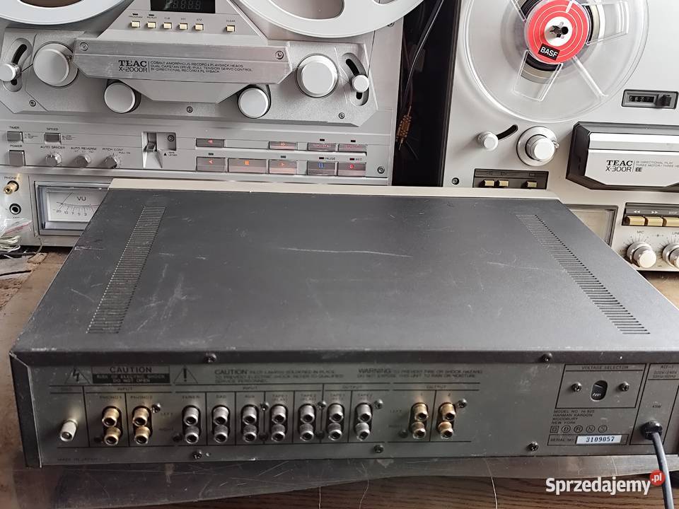 przedwzmacniacz Harman Kardon HK 825 Wzmacniacze i pokrewne Mosty