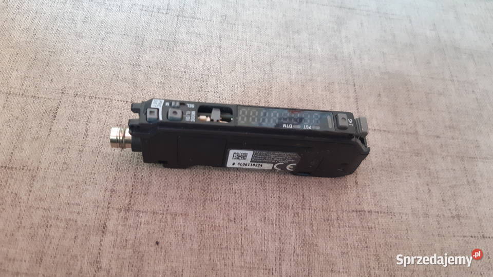 wzmacniacz światłowodowy keyence fsn11cp M8 PNP Poznań