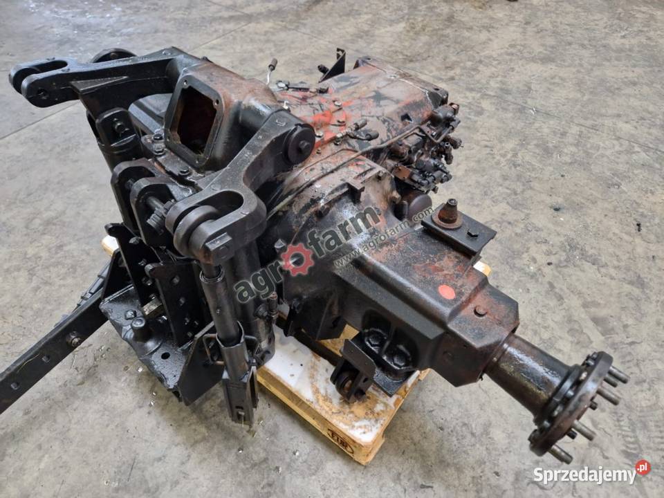 Tylny most Massey Ferguson 6180 Byków