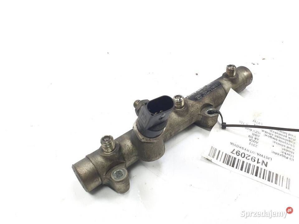 LISTWA WTRYSKOWA AUDI A8 D3 059130089D