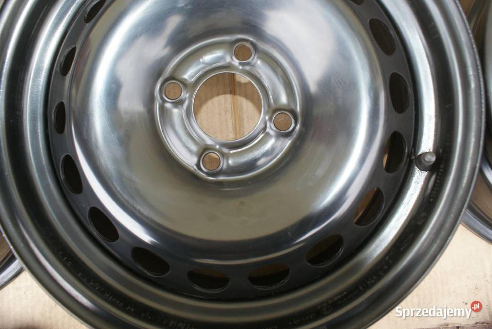 stalowe 6Jx15 4x100 ET40 Dacia Sandero Logan Dynów