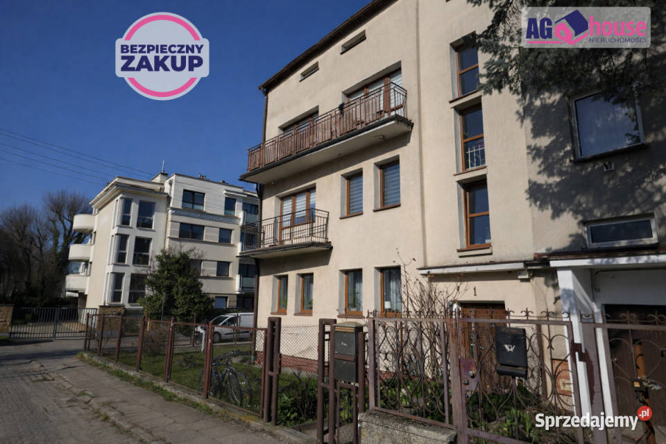 Dom wolnostojący 448m2 Gdynia Jesionowa Domy