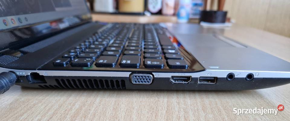 Laptop Samsung NP3530EC Intel Core i3 Łowicz