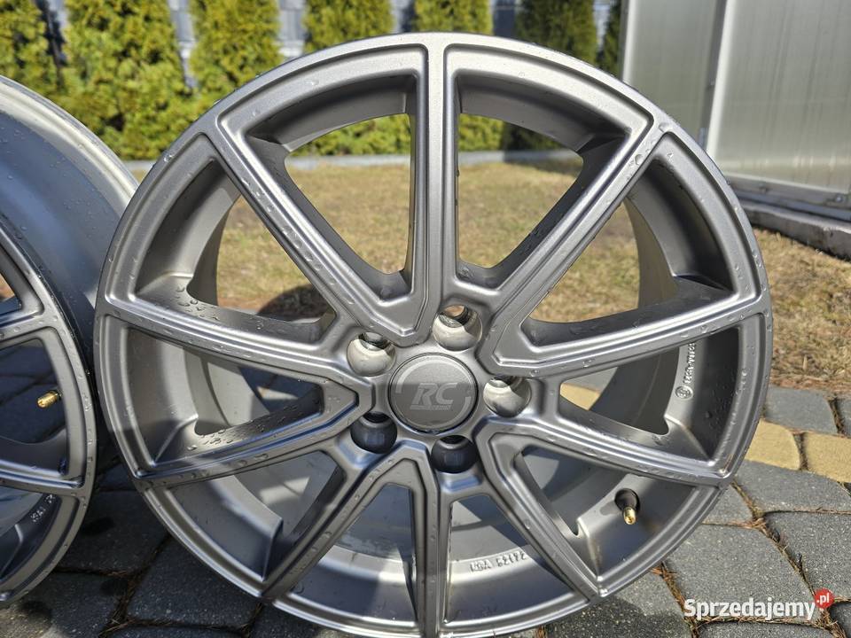 Alufelgi RC Design 16 Komplet Czarna Woda