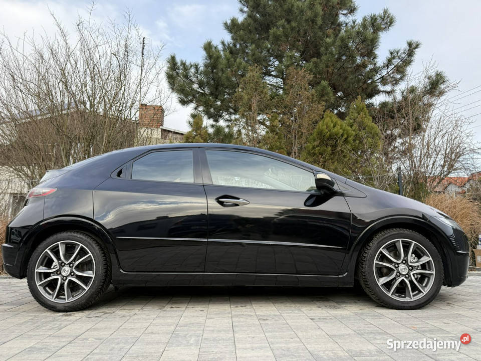 Honda Civic 18 V TEC Zadbana Serwisowana z immobilizer sprzedam