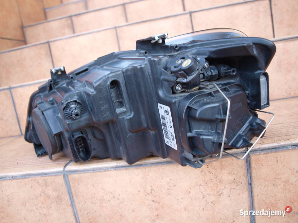 VW Polo lampa prawa przód 2009 2017r europa Części