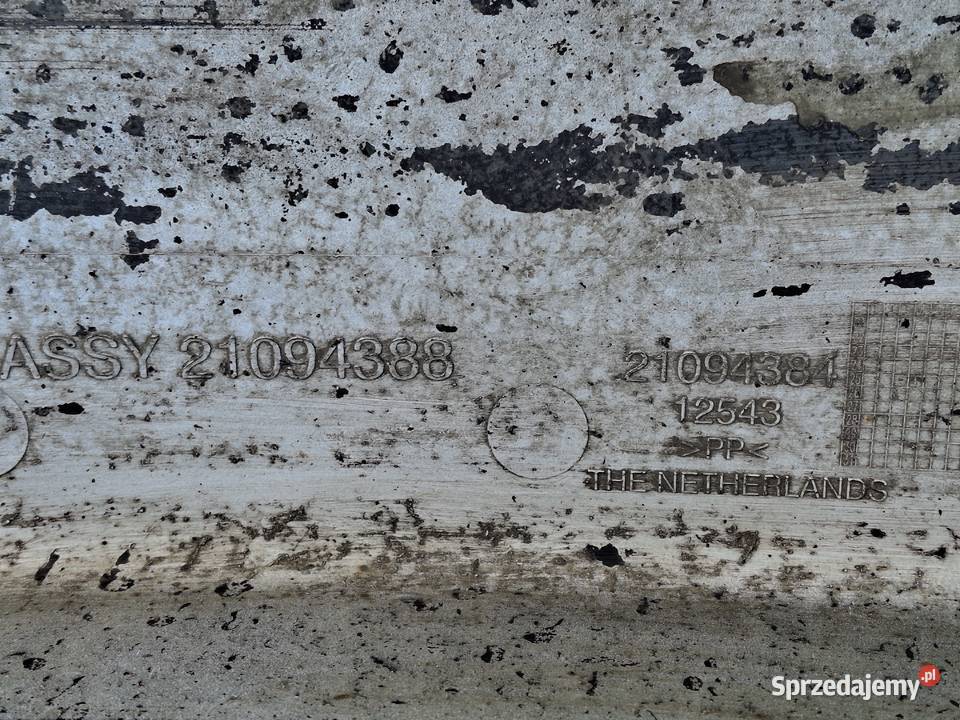 VOLVO FH4 FH5 RENAULT GAMA T NADKOLE TYŁ KOMPLET Bieleń