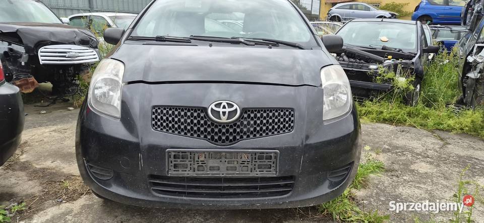 Toyota Yaris II 10 VVTi 51kW 69 2007r 5d Samochody na części