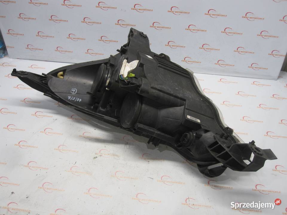 CITROEN DS3 12r lampa prawa przód 9673814380 Kielce