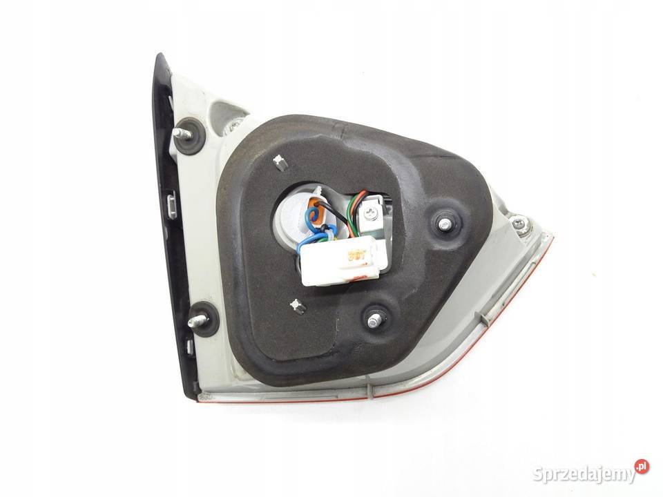 LAMPA PRAWA PRAWY TYŁ TYLNA W KLAPE LED HYUNDAI