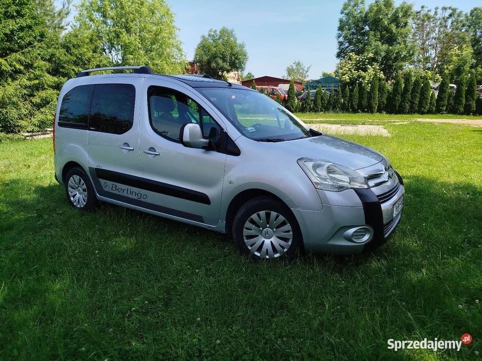 Citroen Berlingo 16hdi 115 2010 Rok produkcji 2010 Stara Kościelnica sprzedam
