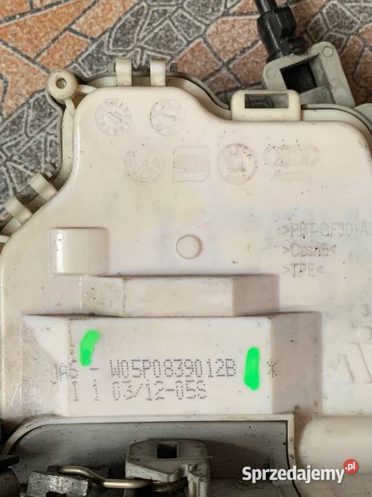 Zamek drzwi prawy tył Vw SEAT ALTEA LIFT 6 pin Margonin