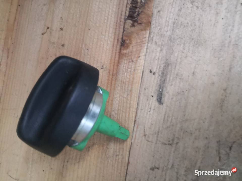 Korek wlewu paliwa BMW E39 benzyna