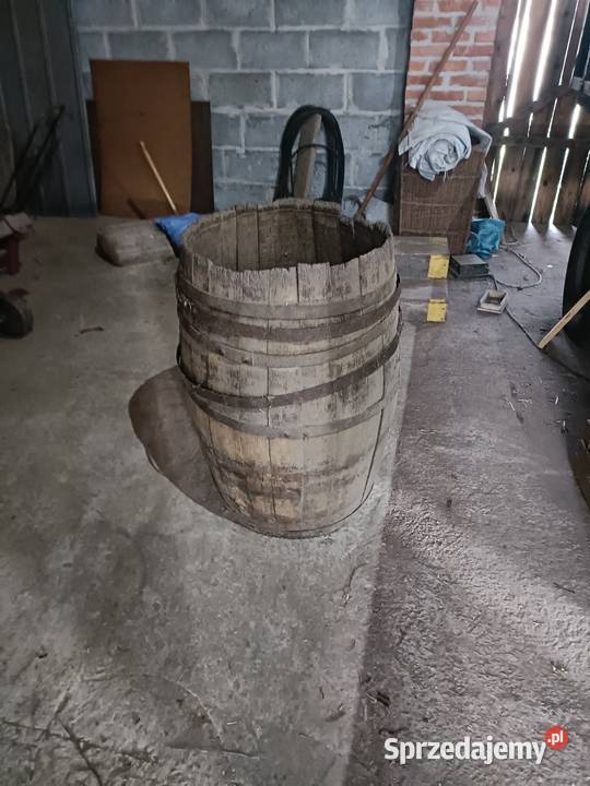Stara duża drewniana beczka Warszawa
