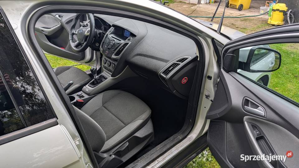 Ford focus 3 klimatyzacja Sieradz