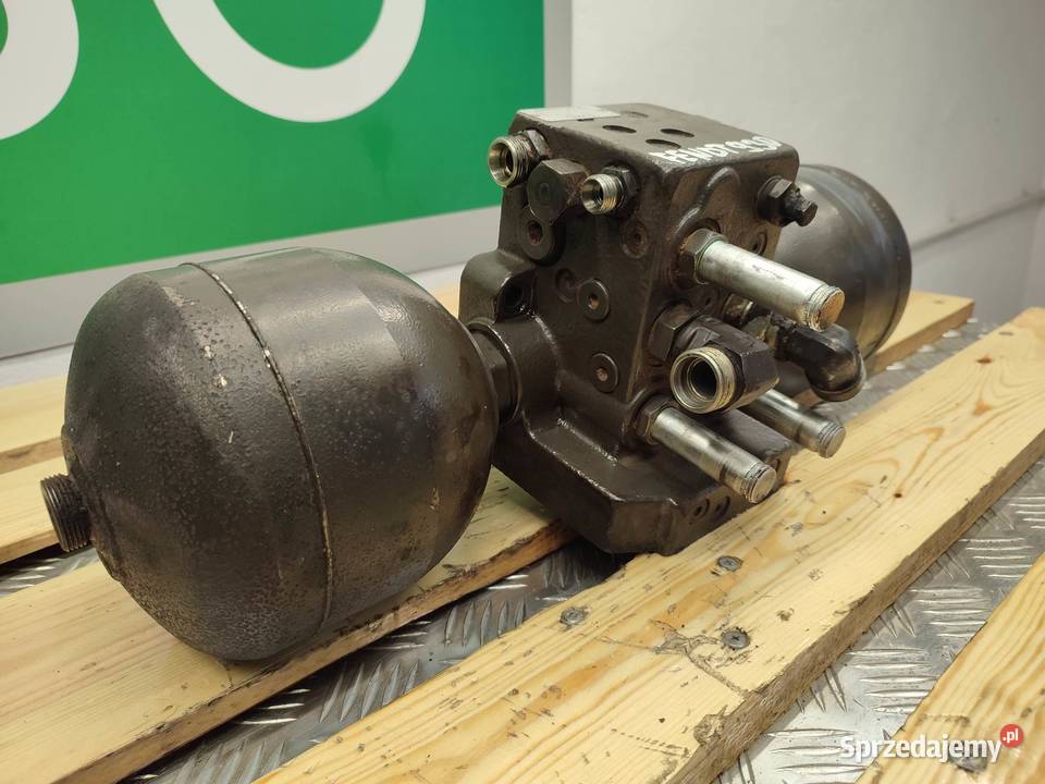 Rozdzielacz hydrauliczny Akumulatora Fendt 930 wielkopolskie Wilkowo
