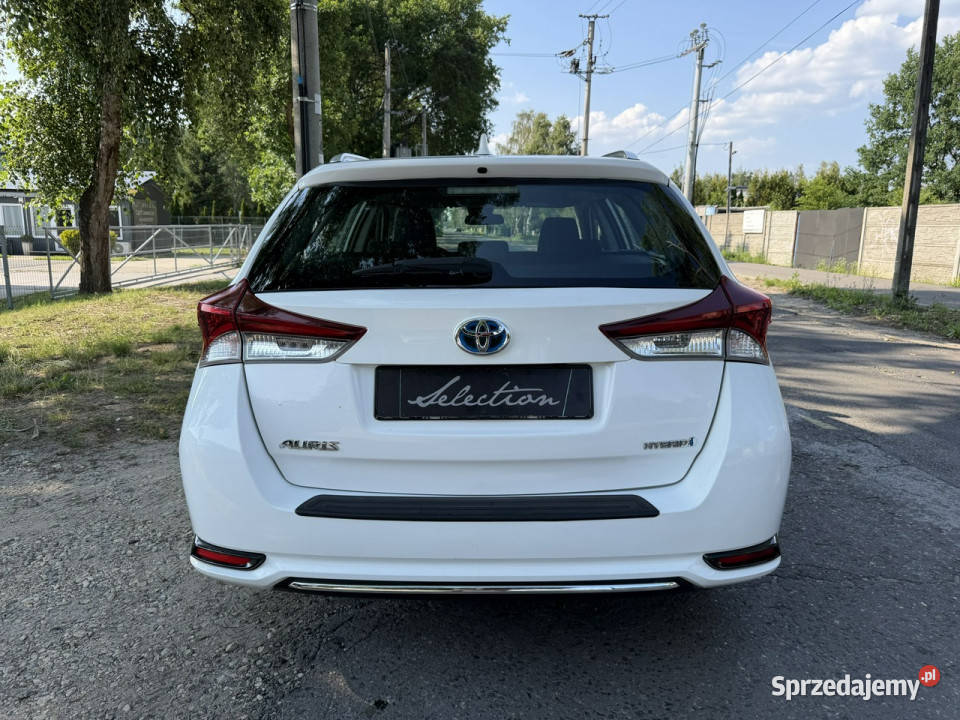 Toyota Auris 18 HSD 136 Serwisowany Kamera Ładny 4/5 Otwock Mały