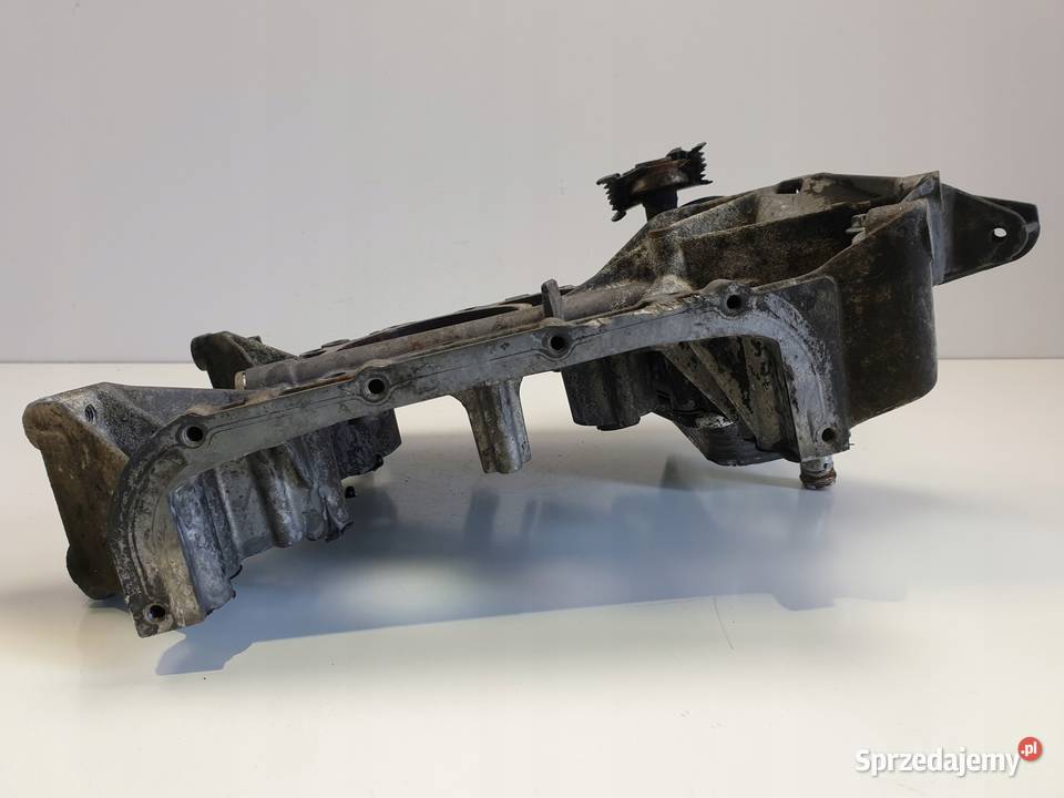 Mercedes Vito W638 22 CDI POKRYWA ROZRZĄDU pompa osobowe lubelskie Chełm sprzedam