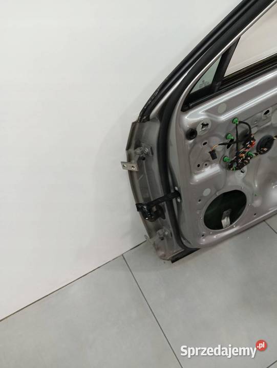 DRZWI PRAWE PRZÓD LB7W VW Volkswagen Passat VIII Drzwi świętokrzyskie