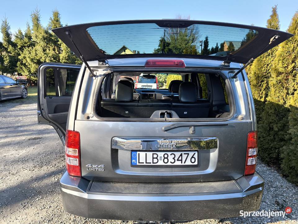 Jeep liberty ładny stan Nowy gaz elektryczne lusterka Lubartów