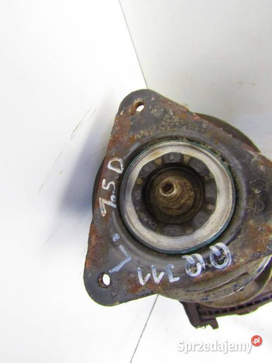 MCPHERSON ZWROTNICA LEWY PRZÓD 12 DIGT NISSAN Zwrotnice