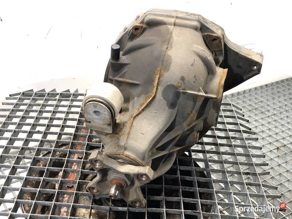 MOST DYFER TYŁ MERCEDES CLS 30 435 SportowyCoupe osobowe Mosty