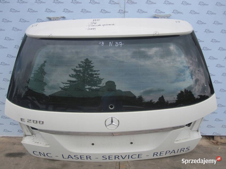 MERCEDES E IV W212 12r klapa tył osobowe