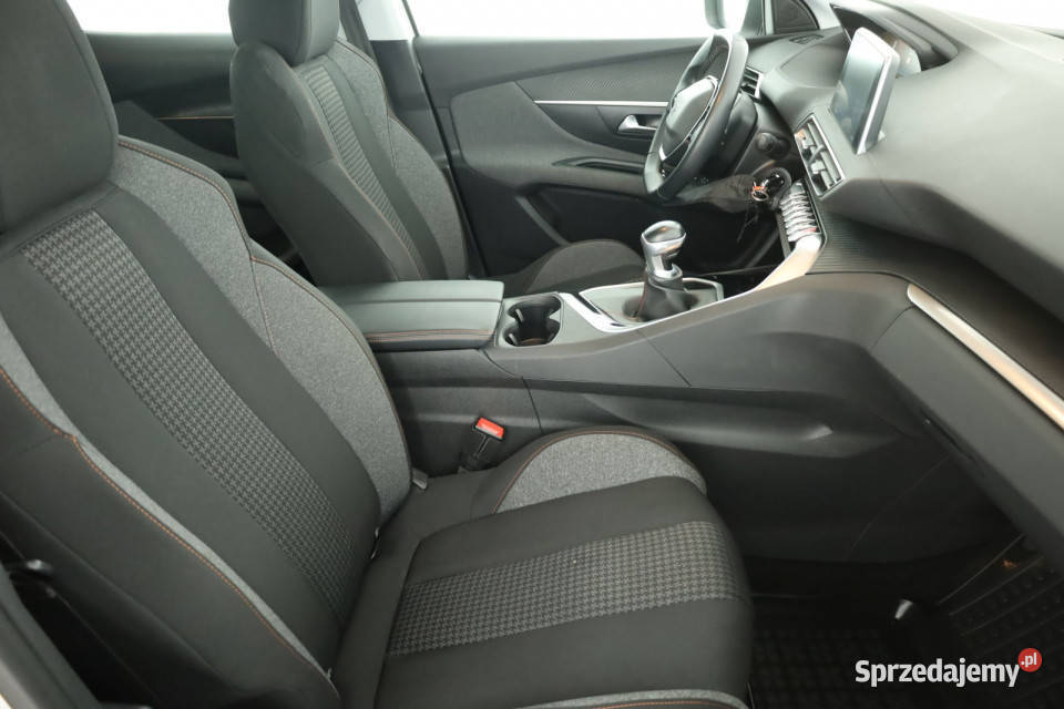 Peugeot 3008 12 PureTech isofix