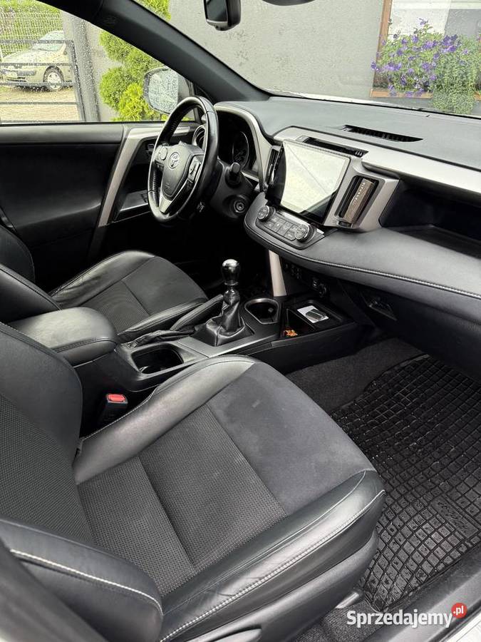 Toyota RAV4 20 D4D 143 2016 Biała perła 177 Racibórz