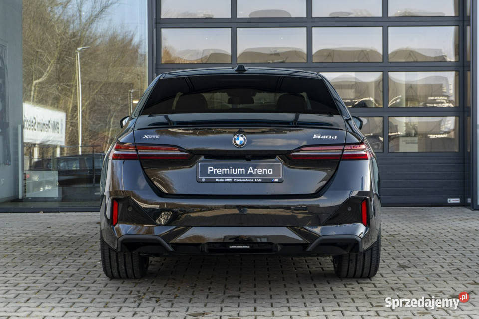BMW 540 540d xDrive Limuzyna DEMO G60 2023 pełny VAT Łódź