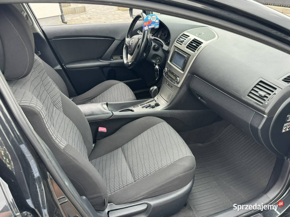 Toyota Avensis Avensis Automat Serwis 18 benzyna lakier metallic Szerominek