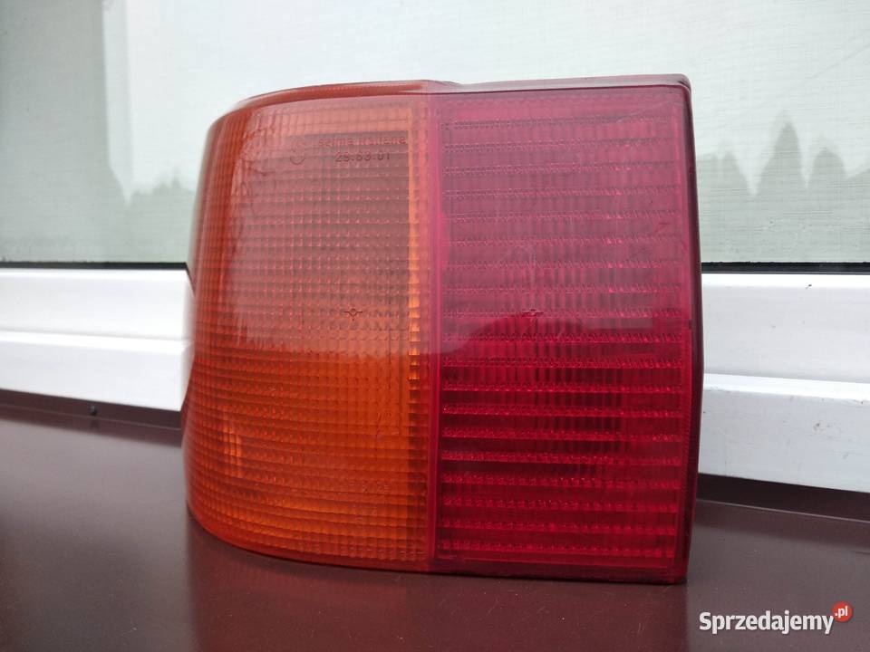 Audi 80 B3 lampa tył tylna lewa narożna w sprzedam