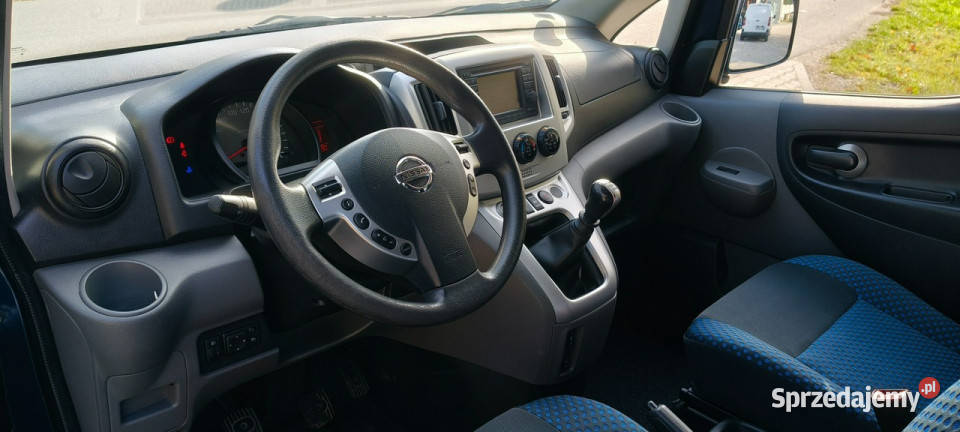 Nissan NV200 Evalia 7osób full 5l100 8kół niebieski