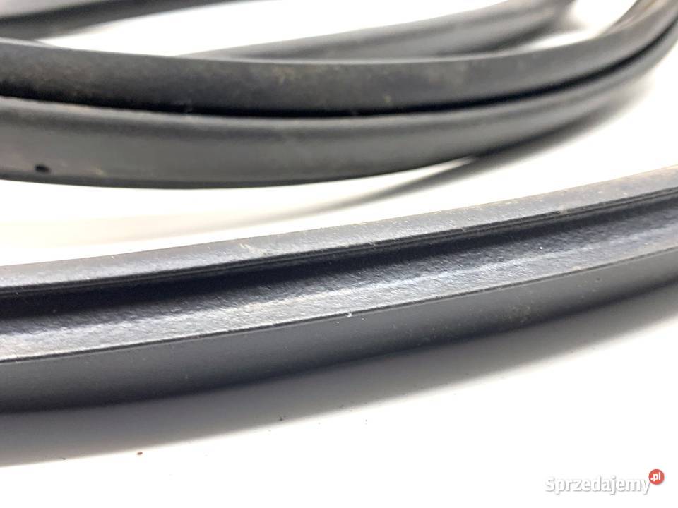 USZCZELKA DRZWI TYŁ LEWA HYUNDAI KONA SX2 SUV osobowe sprzedam