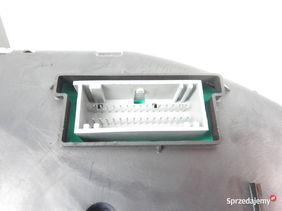 LICZNIK RENAULT MEGANE II 15 dCi 8200364588 osobowe