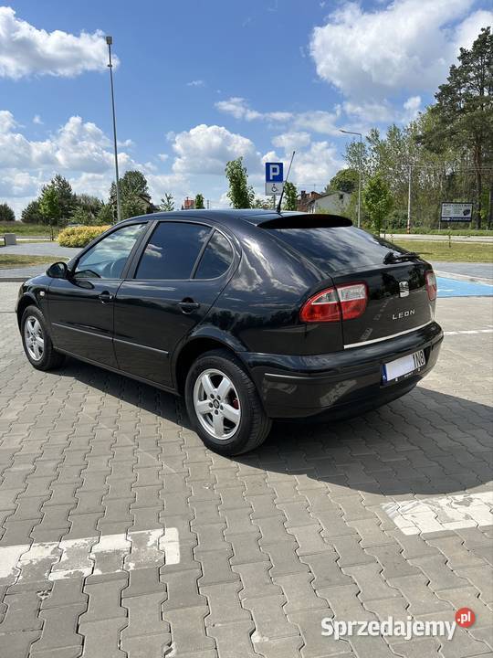 Leon 2005 r 16 LPG dobrze wyposażony sprawna Kielce