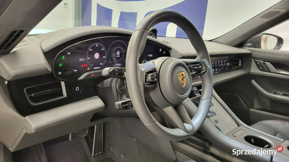Porsche Taycan Turbo S lakier metallic Grójec