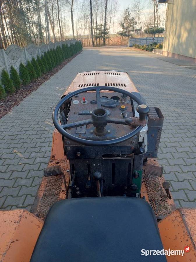 Traktor Agria 4900 z pługiem do śniegu Przasnysz