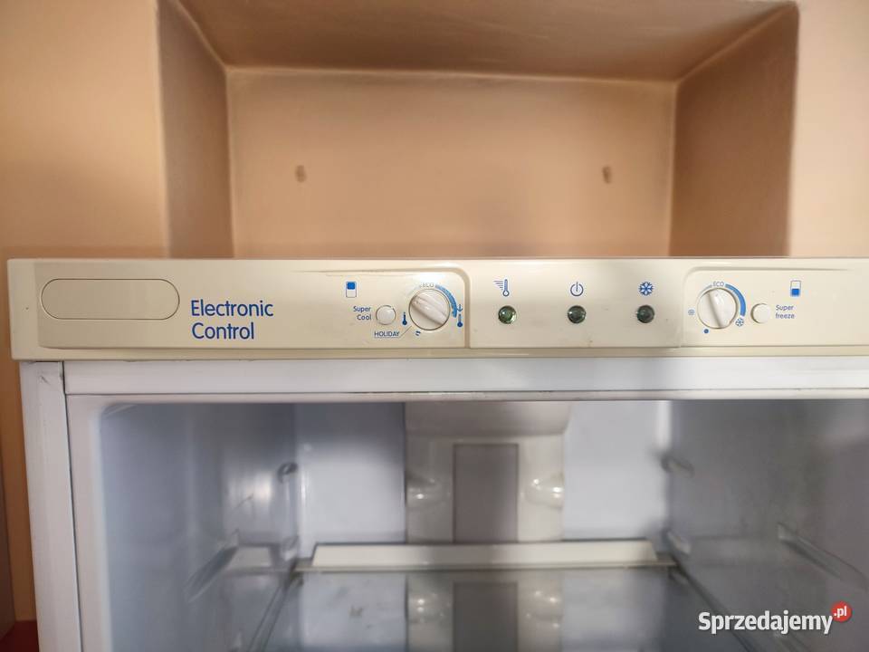 Lodówka Chłodziarko zamrażarka Indesit
BAN 34 P Siemianowice Śląskie