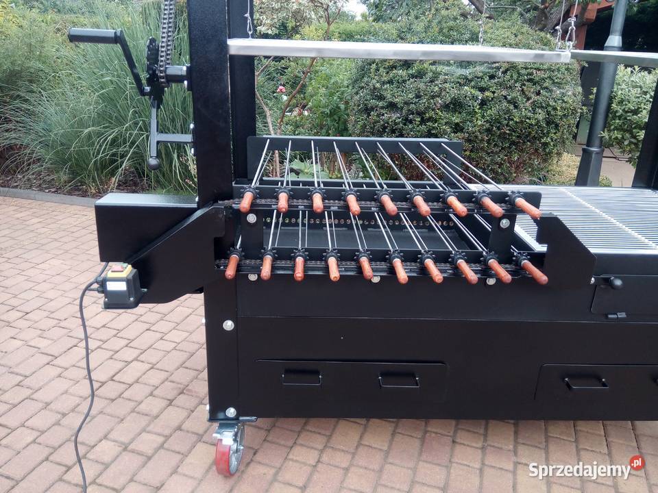 Gastronomiczny grill cateringowy na szaszłyki