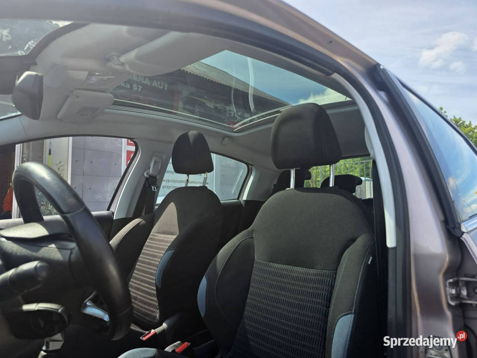 Peugeot 208 16 Benzyna 120 Klima LED Panorama Słupsk sprzedam