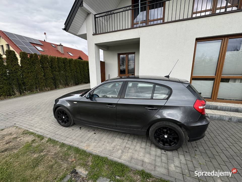 BMW 1 lift 2009 20 diesel 143KM Radom