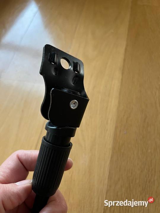 Nóżka rowerowa metalowa 28 czarna z