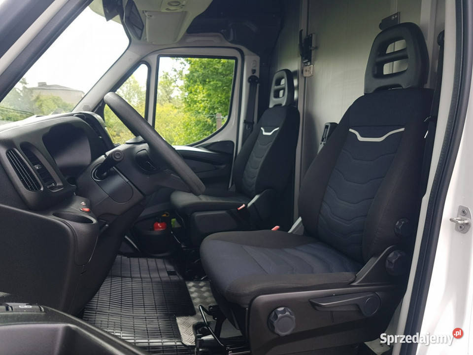 Iveco Daily KONTENER NISKOPODŁOGOWY 443x223x242 Poręba sprzedam