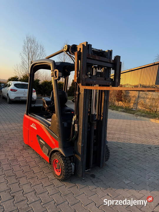 wózek widłowy elektryczny LINDE E16L Triplex Działoszyn