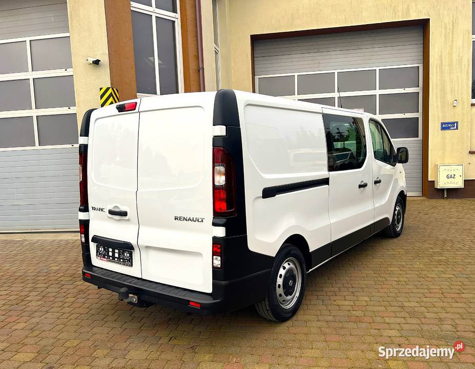 Renault Trafic L2H1 6 osób