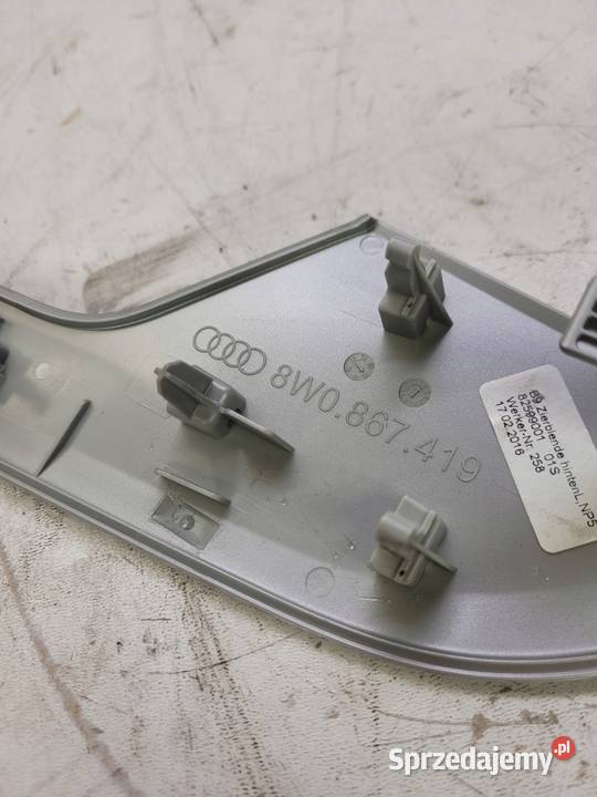 DEKOR LISTWA DRZWI LEWY TYŁ AUDI A4 B9 8W0867419 Listwy i nakładki Przystajń