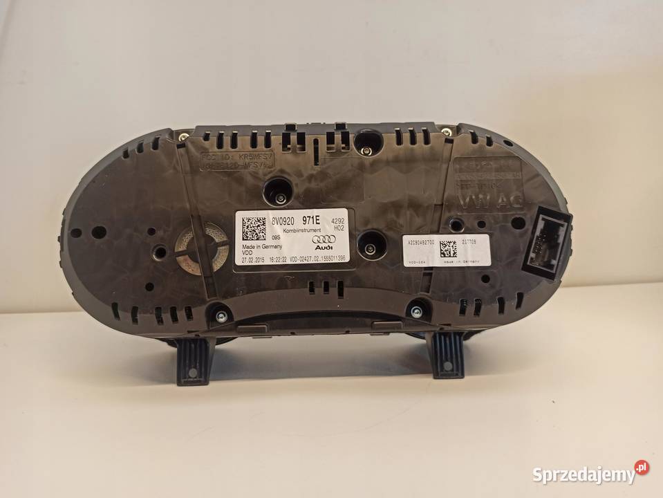 LICZNIK ZEGARY A3 8V CABRIO 8V0920971E MPHKMH