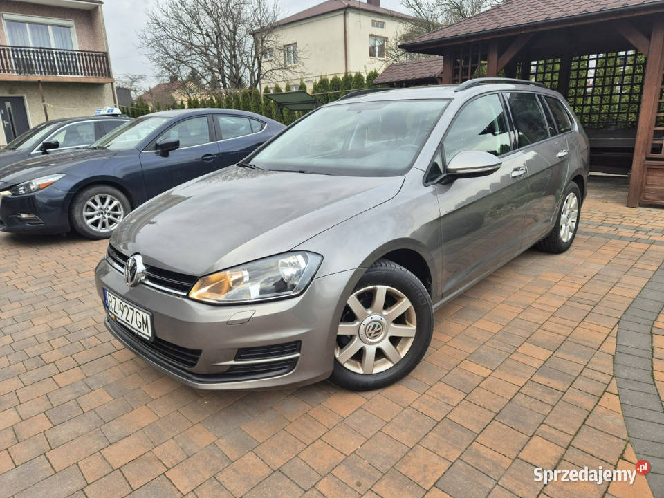 Volkswagen Golf Perfekcyjny Stan Nowe Opony sprzedam