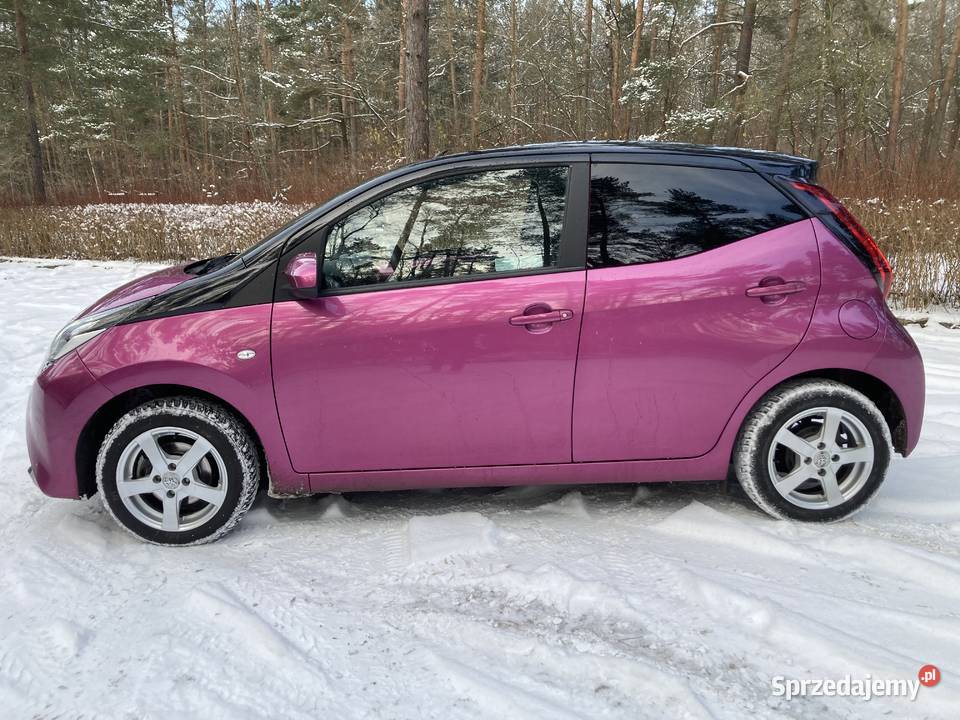 Toyota Aygo Selection XCITE Magenta 2018 r Kraków sprzedam